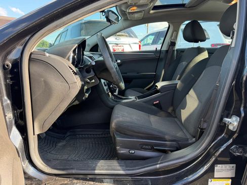 Used 2012 Chevrolet Malibu LT w/ Sunroof and Power Package FWD image 4