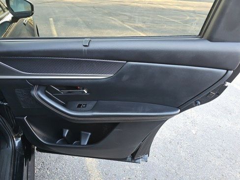 Used 2024 MAZDA CX-90 3.3 Turbo w/ Preferred Plus image 17