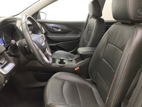 Used 2019 GMC Terrain SLT w/ Preferred Package image 17