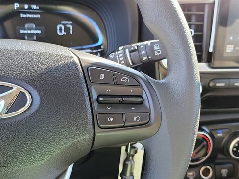 New 2026 Hyundai Venue SE image 6