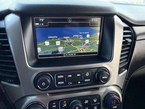 Used 2019 GMC Yukon XL Denali RWD image 23
