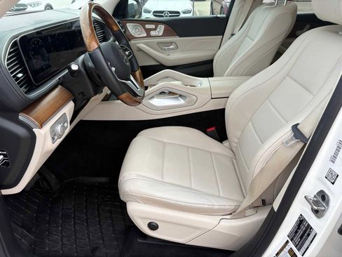 Certified 2022 Mercedes-Benz GLS 450 4MATIC image 14