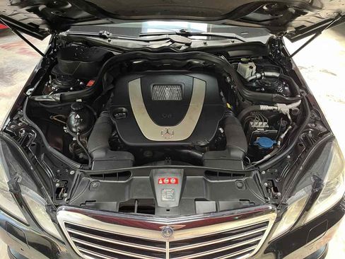 Used 2011 Mercedes-Benz E 350 4MATIC Sedan w/ Premium 2 Pkg image 35
