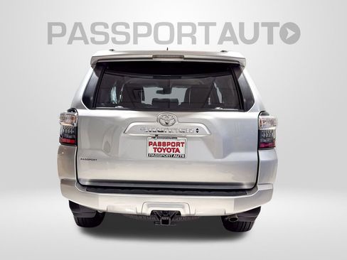 Certified 2022 Toyota 4Runner SR5 Premium image 4