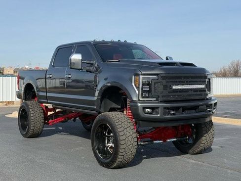 Used 2017 Ford F250 Platinum w/ Platinum Ultimate Package image 1