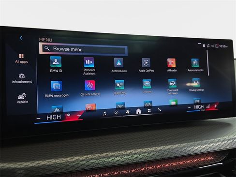 Used 2025 BMW 330i xDrive Sedan w/ M Sport Package image 23