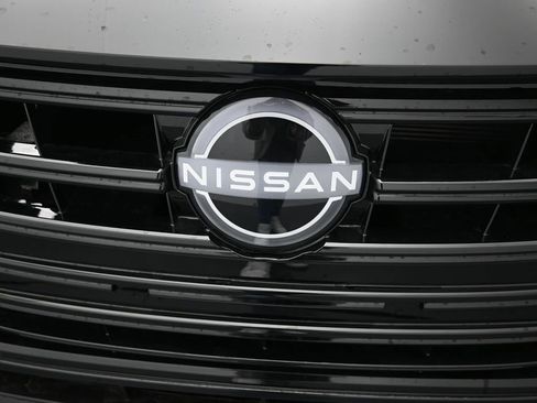 New 2025 Nissan Versa SV w/ Trunk Package FWD image 26