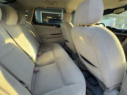 Used 2006 Chevrolet Impala LT FWD image 14