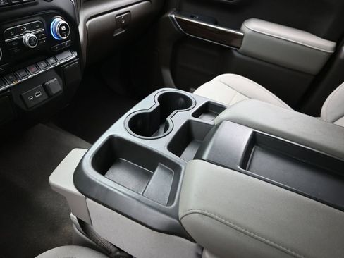 Used 2021 GMC Sierra 1500 SLE image 19