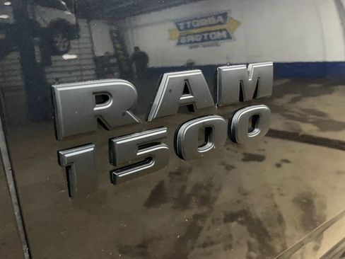 Used 2017 RAM 1500 Express w/ Black Ram 1500 Express Group AWD/4WD image 15