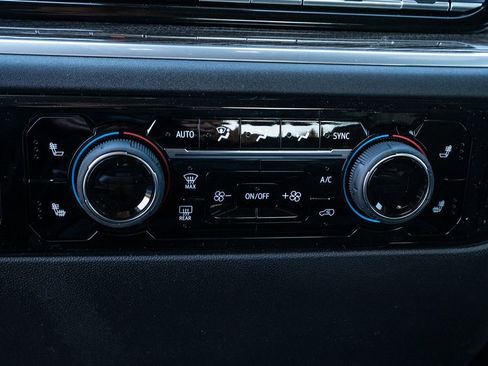 New 2026 Chevrolet Silverado 1500 LT image 25