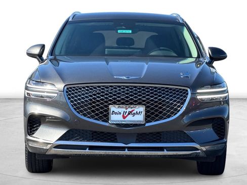 Used 2025 Genesis GV70 2.5T AWD/4WD image 10