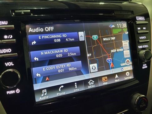 Used 2018 Nissan Murano Platinum image 7