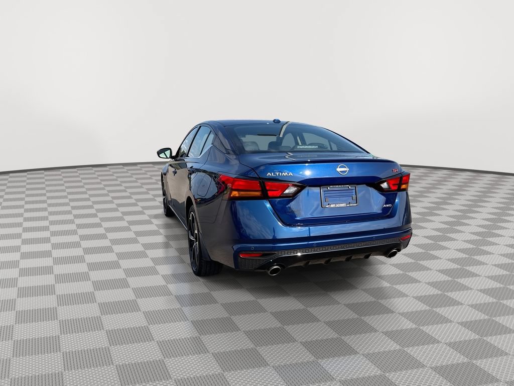 Certified 2024 Nissan Altima 2.5 SR AWD/4WD image 10