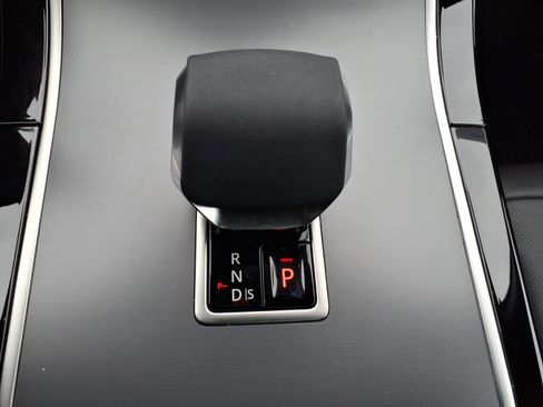 Certified 2026 Land Rover Range Rover Velar S AWD/4WD image 13