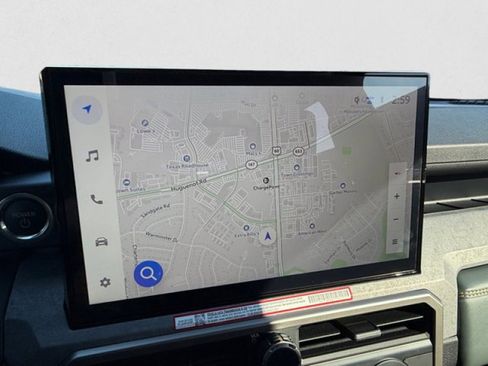 Used 2025 Toyota 4Runner Trailhunter image 15