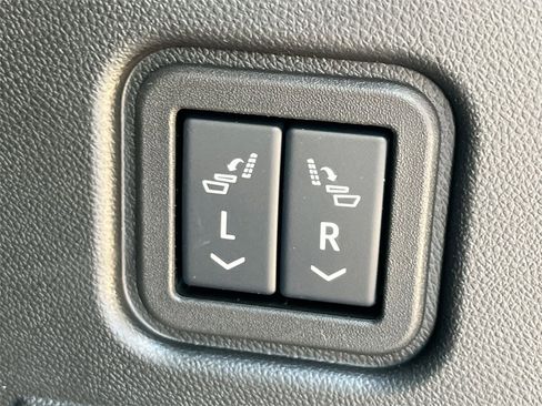 New 2025 GMC Hummer EV 3X image 39