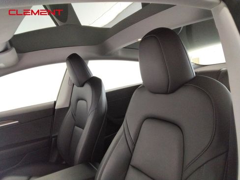 Used 2023 Tesla Model 3 Standard Range image 21