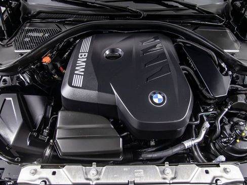 Used 2025 BMW 330i Sedan w/ M Sport Package RWD image 46