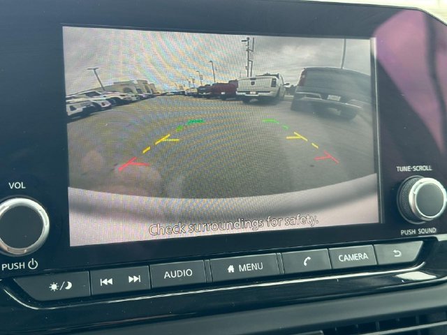 Used 2023 Nissan Pathfinder S w/ Cargo Package AWD/4WD image 29