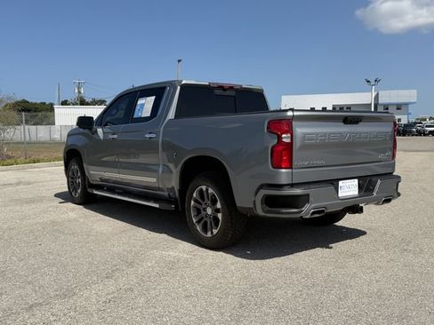 Used 2024 Chevrolet Silverado 1500 High Country w/ Technology Package AWD/4WD image 5