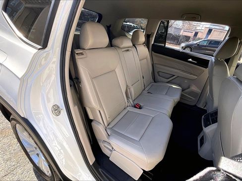 Certified 2023 Volkswagen Atlas SE image 26