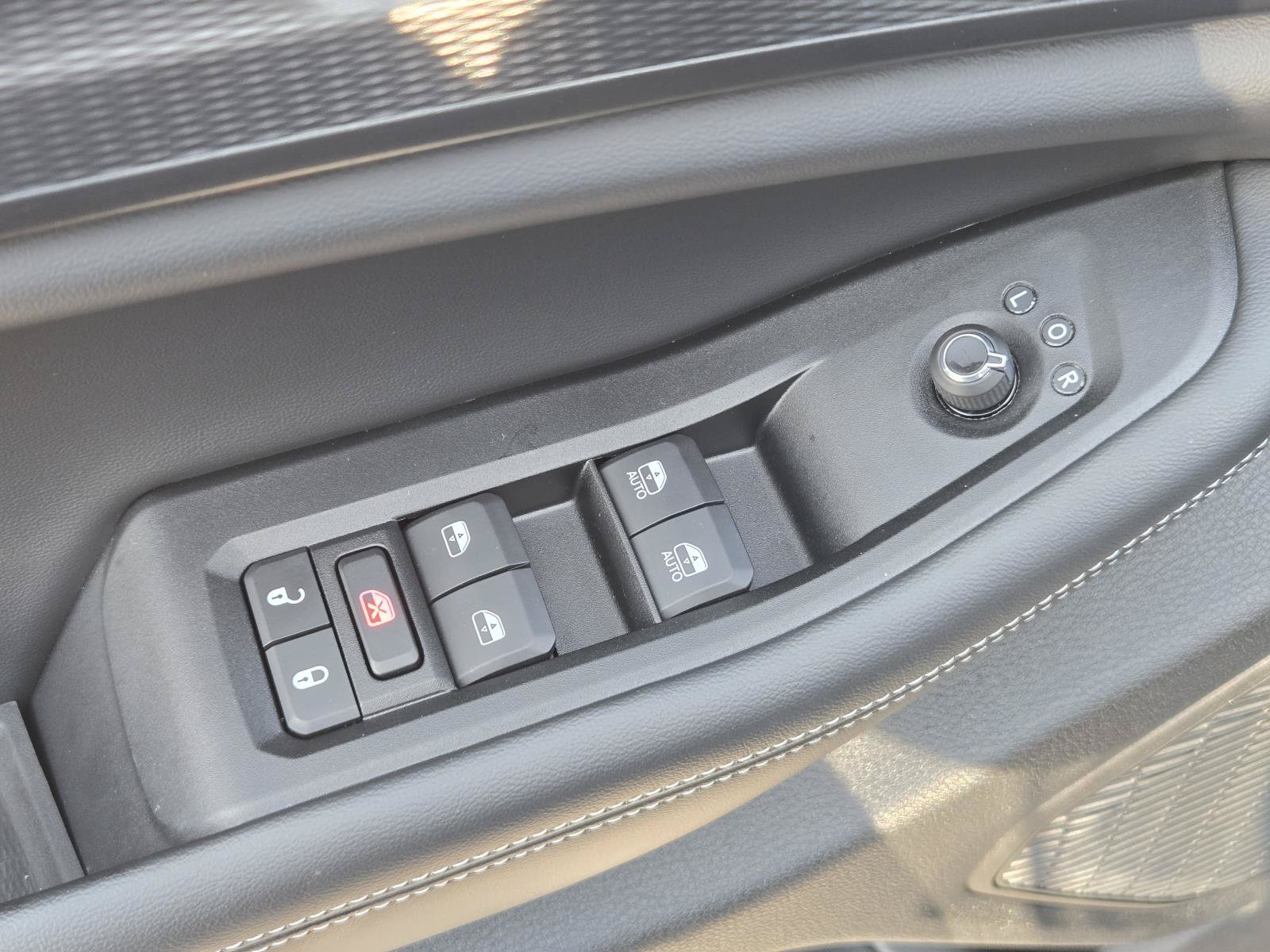 Certified 2025 Jeep Grand Cherokee Laredo X RWD image 21