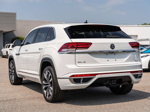 Used 2021 Volkswagen Atlas Cross Sport SEL R-Line FWD image 5