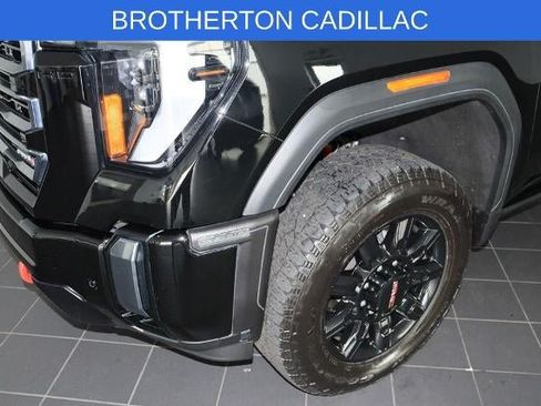 Used 2024 GMC Sierra 2500 AT4 w/ AT4 Premium Plus Package AWD/4WD image 14