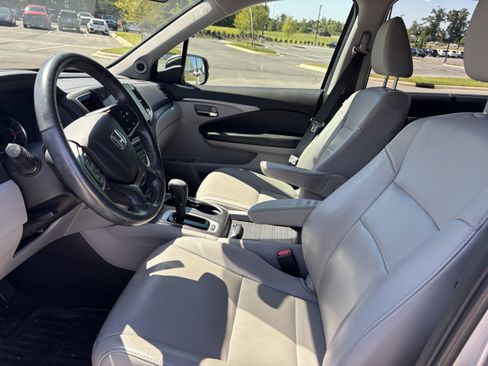 Used 2019 Honda Pilot EX-L image 17