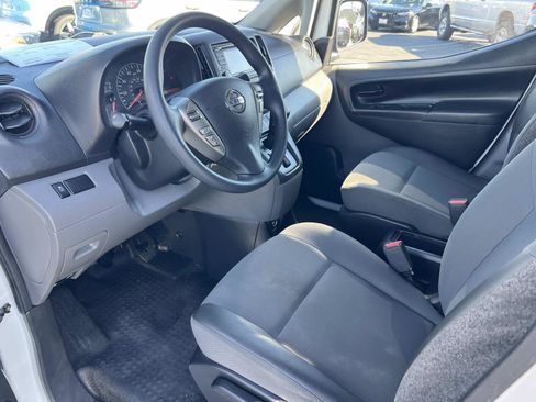 Used 2019 Nissan NV200 S w/ Cruise Control Package image 5