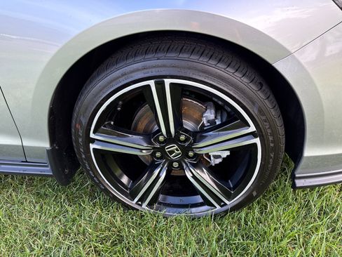 Used 2024 Honda Accord Sport image 7