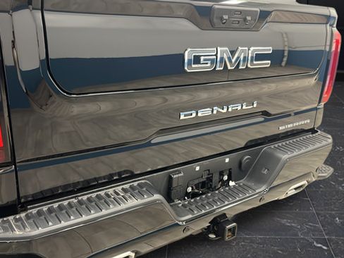 Used 2025 GMC Sierra 1500 Denali Ultimate AWD/4WD image 42
