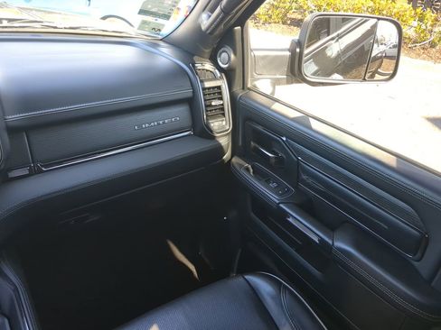 Used 2022 RAM 3500 Limited image 17