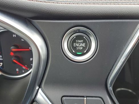 Used 2022 Chevrolet Blazer Premier w/ Enhanced Convenience Package image 17