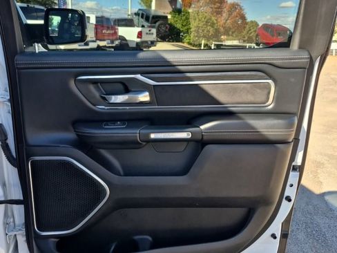 Used 2023 RAM 1500 Laramie AWD/4WD image 19