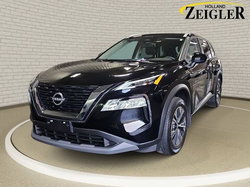 Used 2023 Nissan Rogue SV w/ SV Premium B Package AWD/4WD image 1