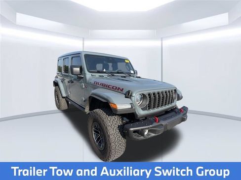 Used 2026 Jeep Wrangler Unlimited Rubicon AWD/4WD image 3