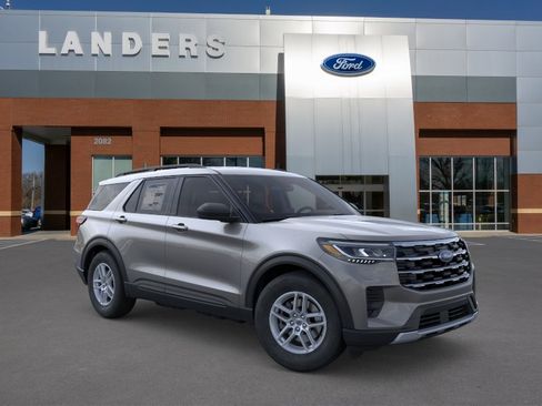 New 2026 Ford Explorer Active RWD image 7