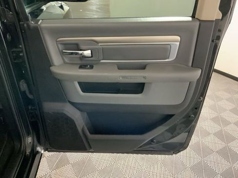 Used 2017 RAM 2500 Big Horn image 46