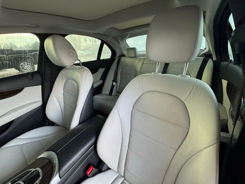 Used 2018 Mercedes-Benz C 300 Sedan image 13