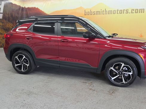 Used 2023 Chevrolet TrailBlazer RS w/ Sun and Liftgate Package AWD/4WD image 21