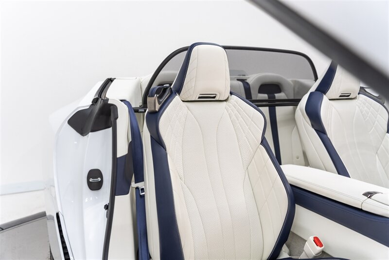 Used 2024 Lexus LC 500 Convertible RWD image 46