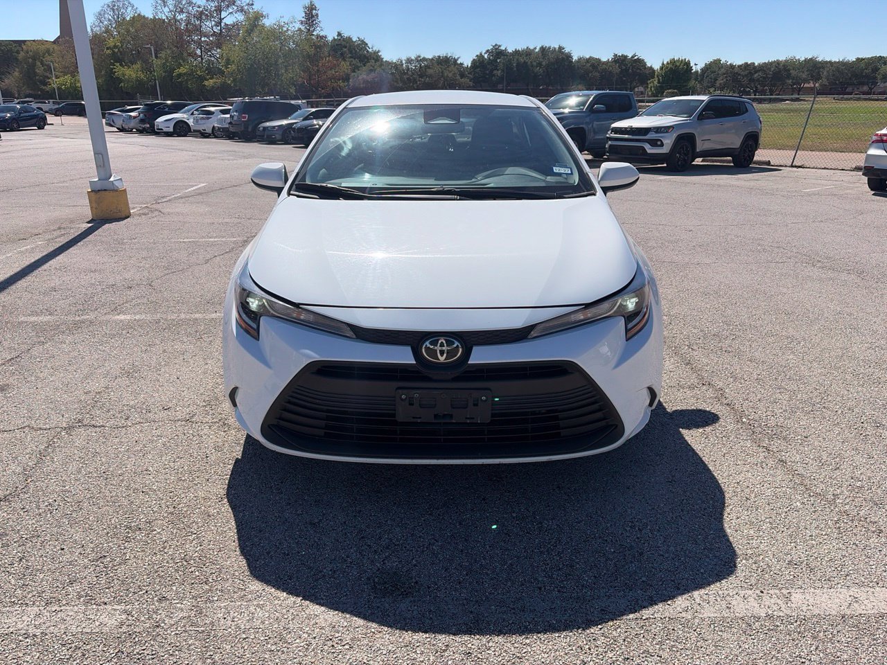 Used 2025 Toyota Corolla LE FWD image 7