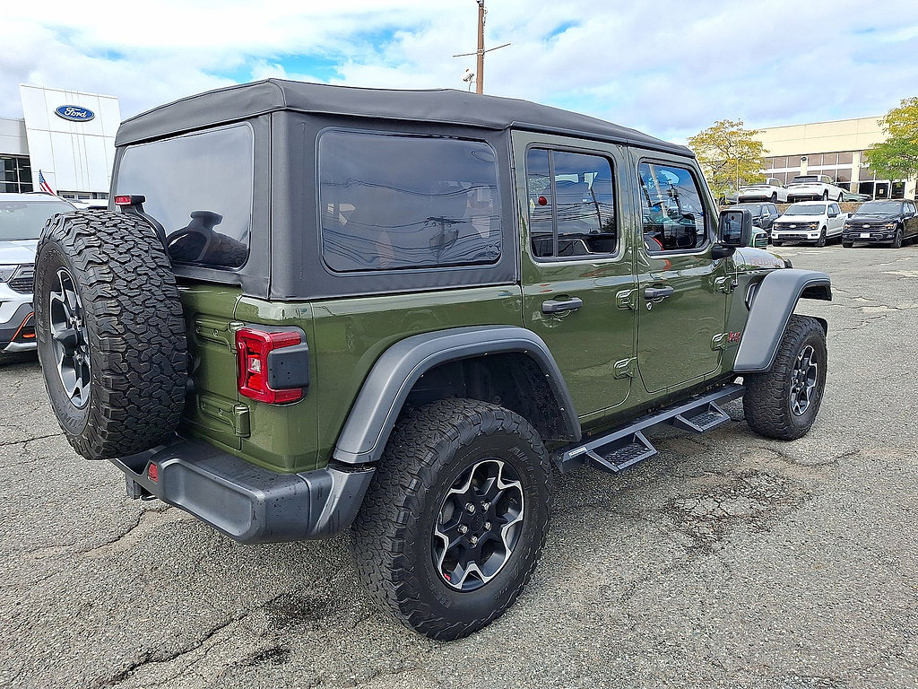 Used 2023 Jeep Wrangler Unlimited Rubicon w/ LED Lighting Group AWD/4WD image 31