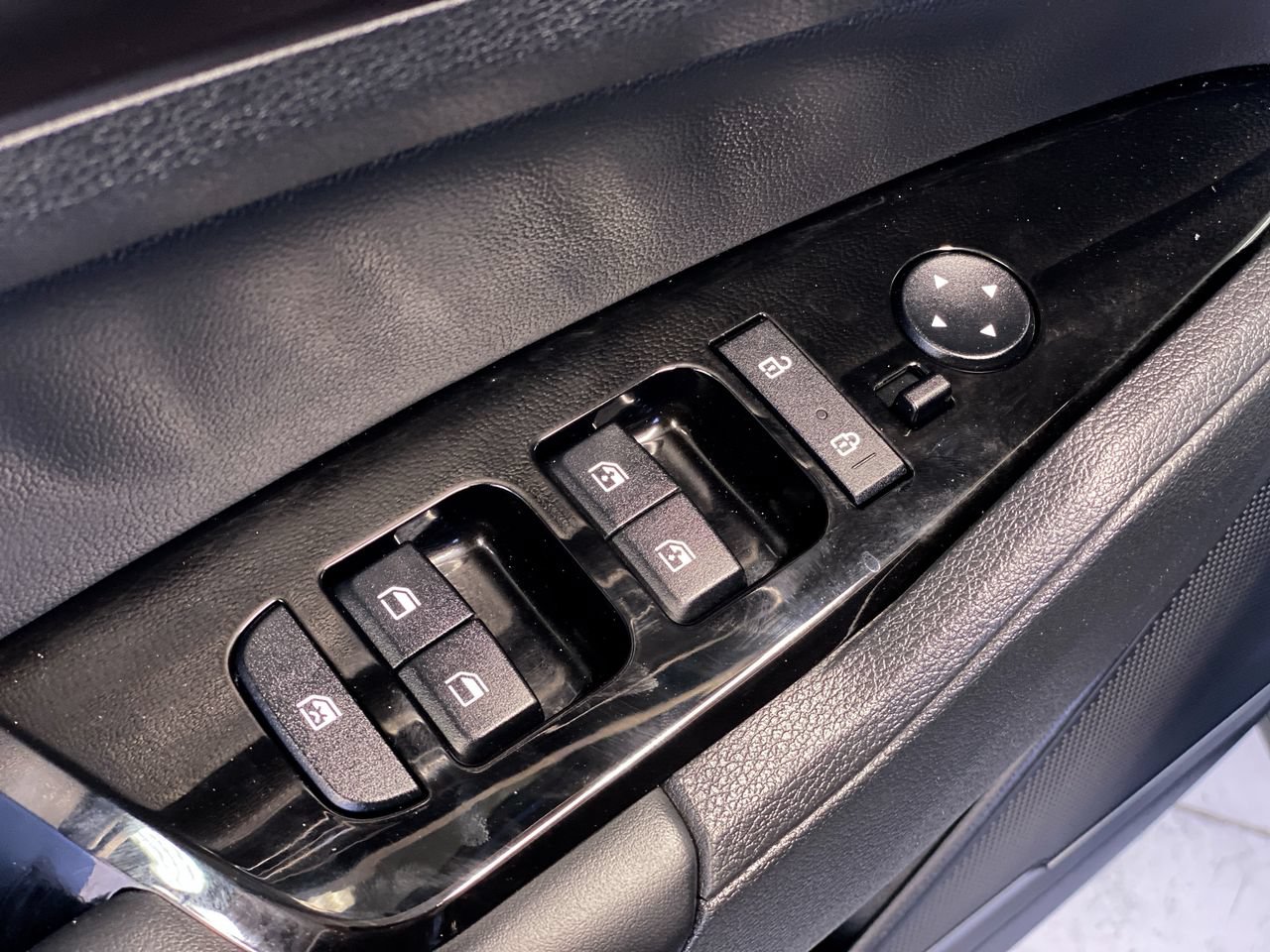 Certified 2023 Kia Sportage EX FWD image 18
