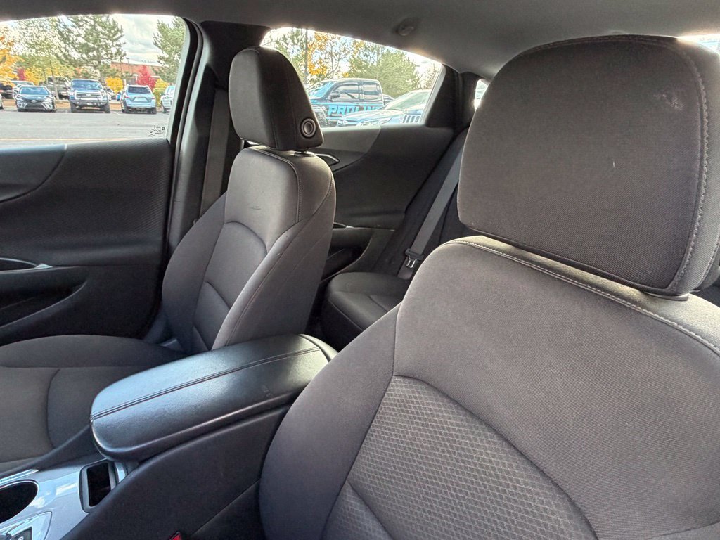 Used 2024 Chevrolet Malibu LT FWD image 21