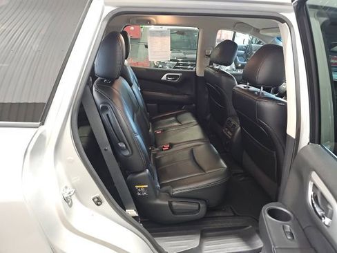 Used 2015 Nissan Pathfinder SL w/ Trailer Tow Package AWD/4WD image 24