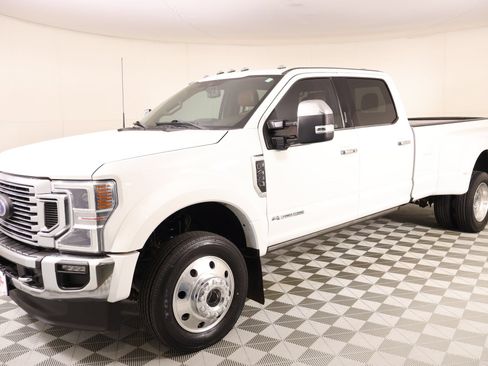 Used 2022 Ford F450 King Ranch w/ King Ranch Ultimate Package AWD/4WD image 11