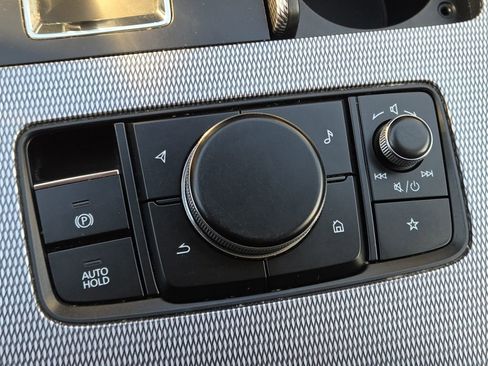 Certified 2025 MAZDA CX-90 3.3 Turbo w/ Preferred Package image 9